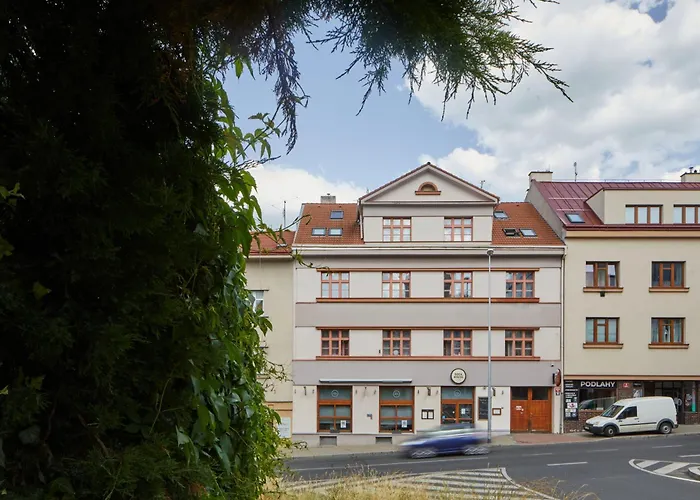 Prague Days - Bright Apartments - Fast Wifi - Quiet Area